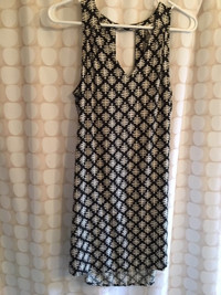 Ladies summer dress by Old Navy $15 XS, rayon, short dress