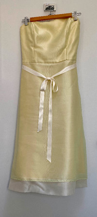 Soft Yellow Strapless Dress.  Great Condition
