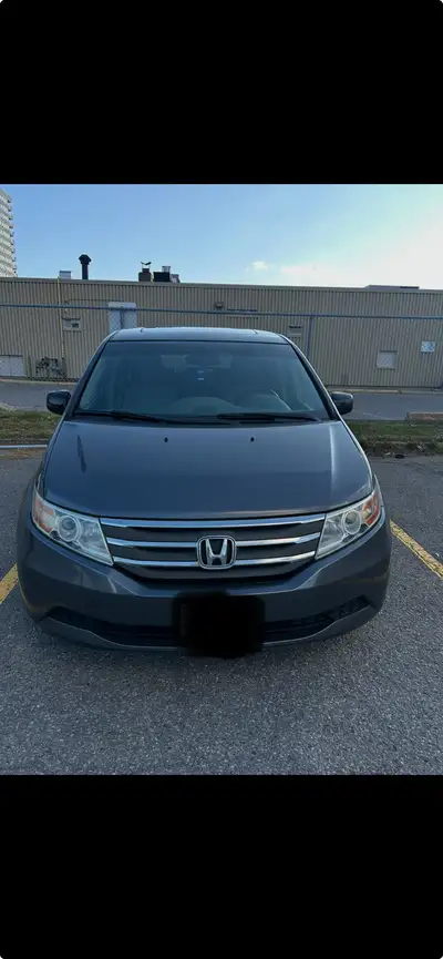 2011 Honda Odyssey EX-L, Full Option, mint condition - Family Van ** used vehicle info package avail...