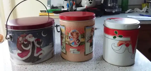 Cardigan angora in Women's - Tops & Outerwear in Saskatoon - Image 5