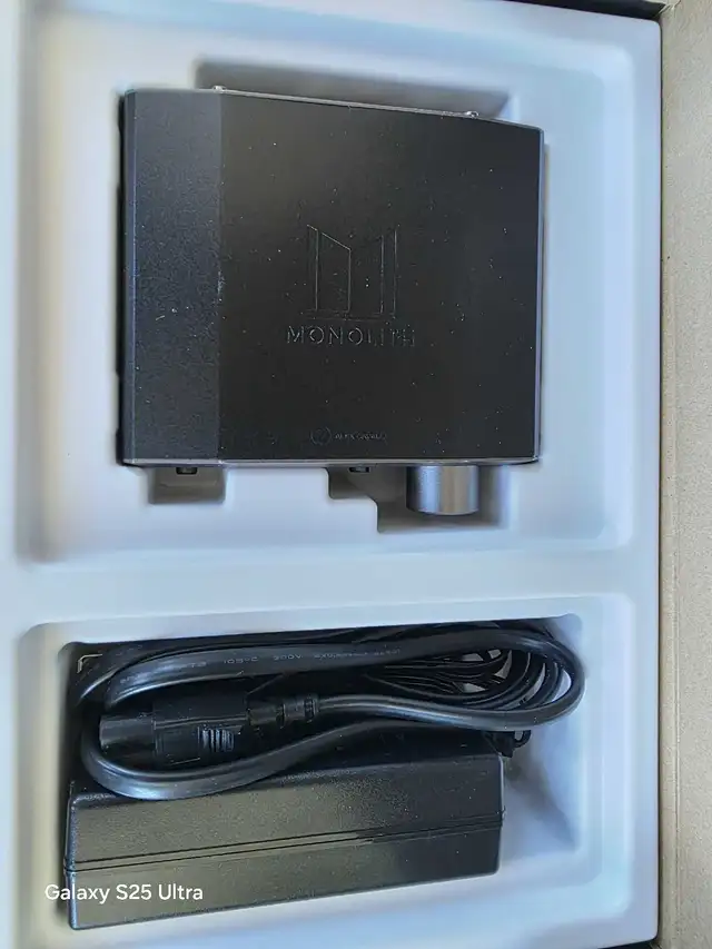 Monolith Liquid Spark Headphone Amplifier in Headphones in Windsor Region - Image 8