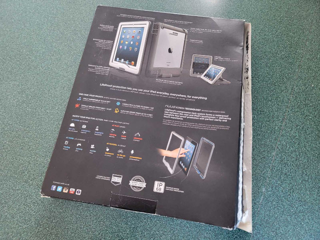 LIFEPROOF IPAD 2 3 4 HARD CASE in iPads & Tablets in Saint John