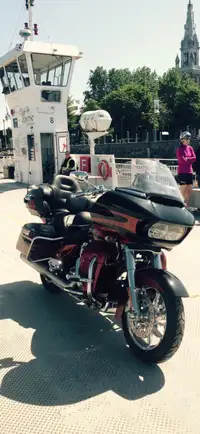 2015 Harley Davidson cvo street glide 