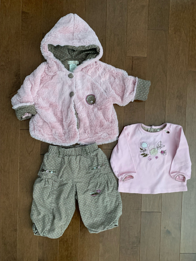 Lot de vêtements pour bébé (6-18 mois) dans Vêtements - 12 à 18 mois  à Trois-Rivières - Image 2