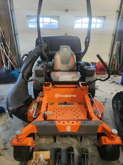 Z448 Husquavarna Zero Turn, View more