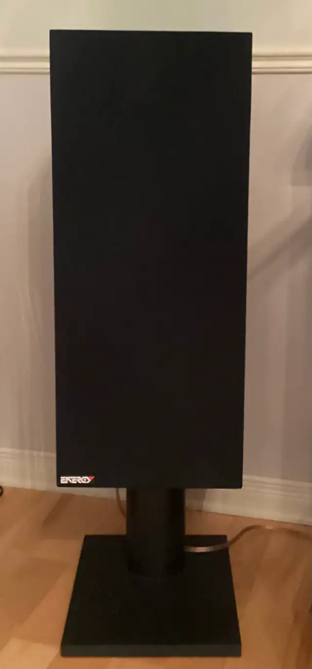 Vintage Luxman Stereo system in AS NEW condition in Stereo Systems & Home Theatre in Kingston - Image 6