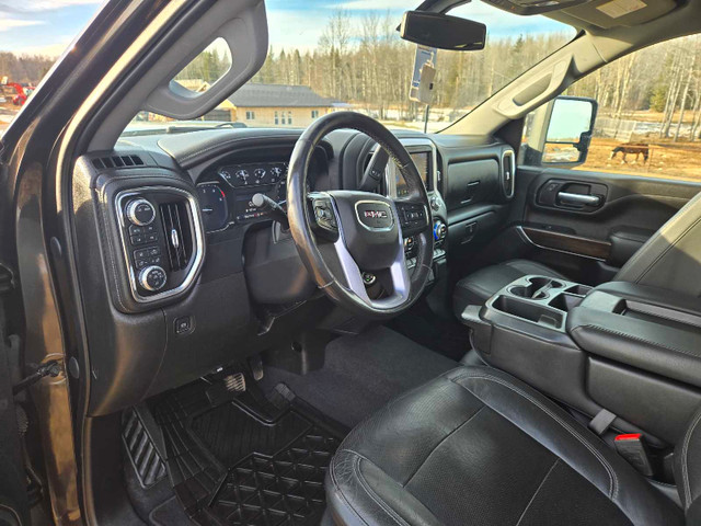 2020 gmc sierra 3500hd in Cars & Trucks in Edmonton - Image 3