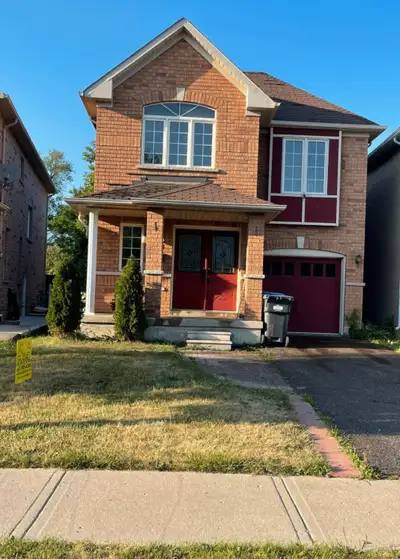 Brampton queen / McLaughlin large house on a ravine for rent