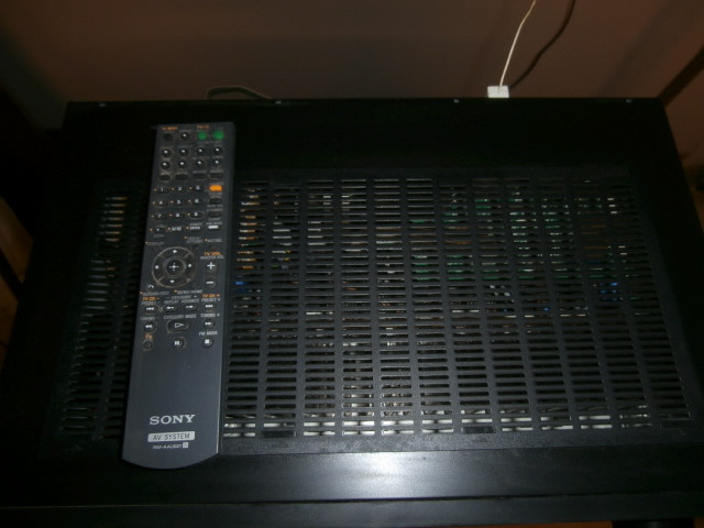 Sony STR-DH700 HDMI 7.1 Channel Stereo Receiver in Stereo Systems & Home Theatre in Chatham-Kent - Image 4