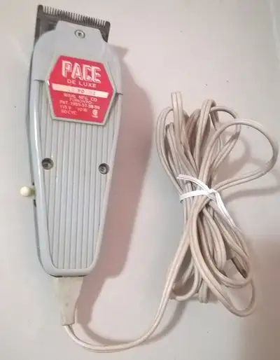 Vintage Wahl Pace De Luxe Hair Clippers - Wahl MFG. Co Toronto. Pat. 1955-57-58-59, 115 v - 10 w - 6...