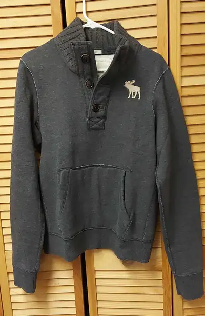 Abercrombie sweater , View more