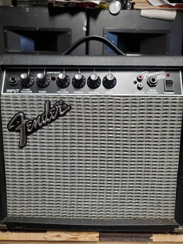 Guitar Amplifier FENDER in Amps & Pedals in West Island - Image 2