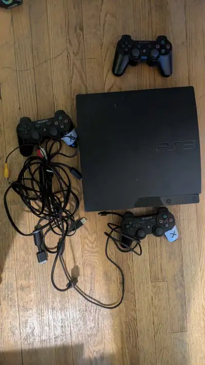 Used PS3 for sale Used for a few years but received from family friend so unsure of exact time perio...