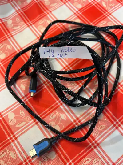 This pre-owned AmazonBasics High-Speed Micro HDMI to HDMI cable is perfect for connecting your devic...