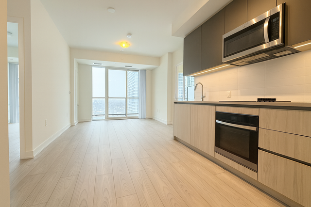Yonge Finch 2 Bed 2 Bath Condo for Rent with Internet Included