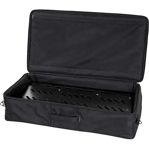 Gator GPB-XBAK-1 Extra Large Aluminum Pedal Board W/ Carry Bag in Amps & Pedals in Windsor Region - Image 4