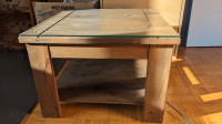 Table bassse antique rustique en bois de pin