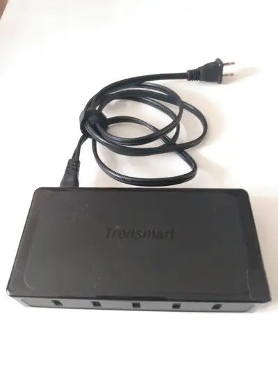 RABAIS 80% OFF Chargeur bureau USB 5 Ports Titan Desktop Charger, View more