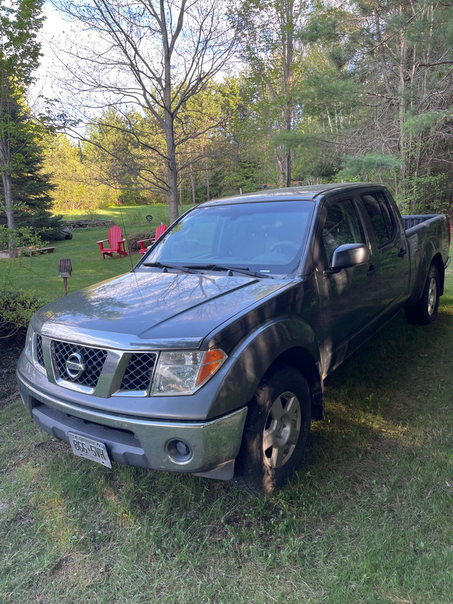 Nissan Frontier SE King Cab Pickup truck in Cars & Trucks in Oshawa / Durham Region - Image 3