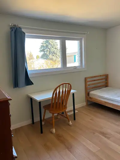 There are 3 bedrooms with 1.5 bathrooms on the mainfloor of a west end house very close to west Edmo...
