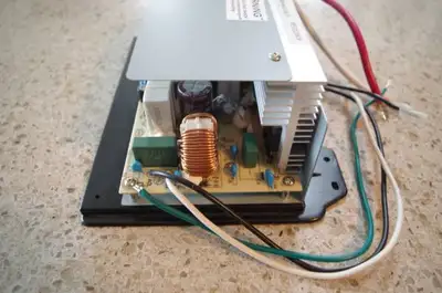WF-8955 RV AC to DC converter, 940 watts, 105 to 130 VAC, 30 amp input, 13.6 - 14.4 VDC output, all...