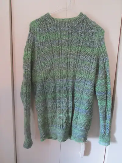 ladies green hand knit sweater (M) new never worn, View more