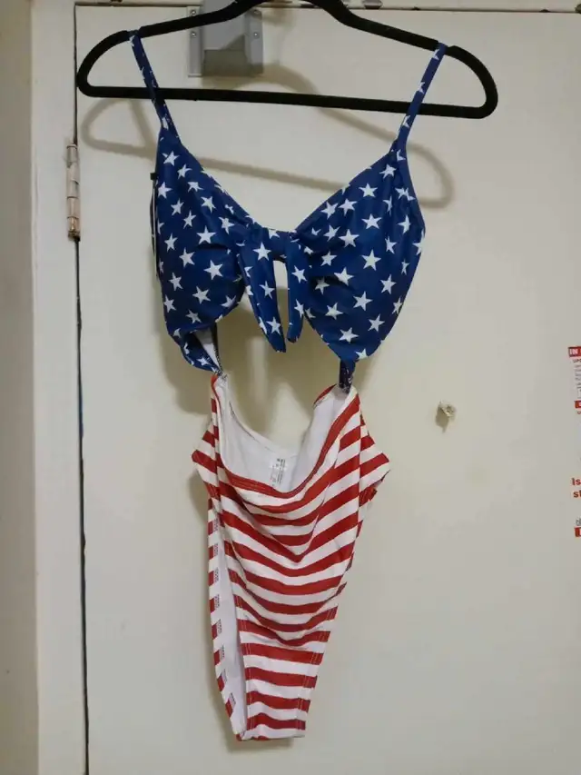 New!!! Swimsuit (Size: M)62863730254209121