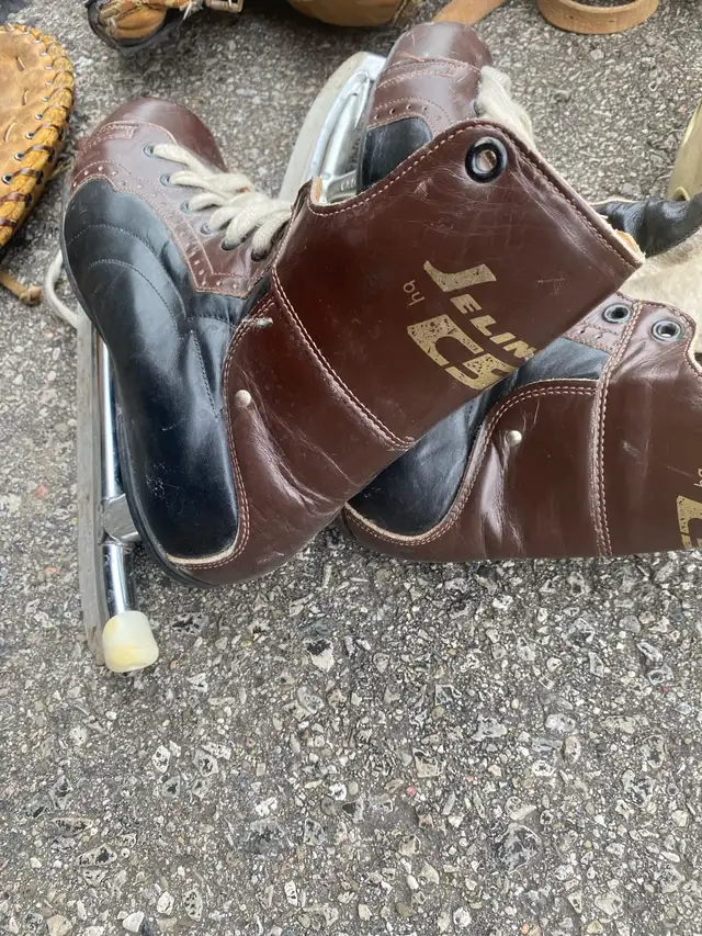 Vintage sporting goods in Hockey in Mississauga / Peel Region - Image 4