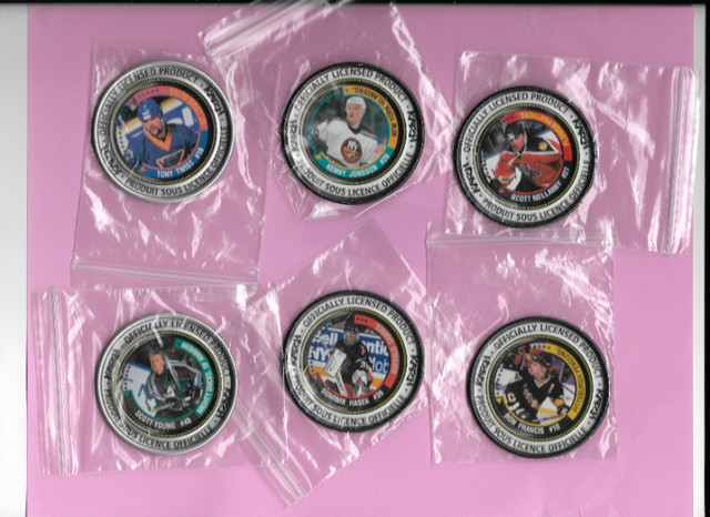 Lot of 19 Hockey 1997-98 Katch Medallions (P.Roy, D.Hasek, etc) in Arts & Collectibles in Bedford - Image 3