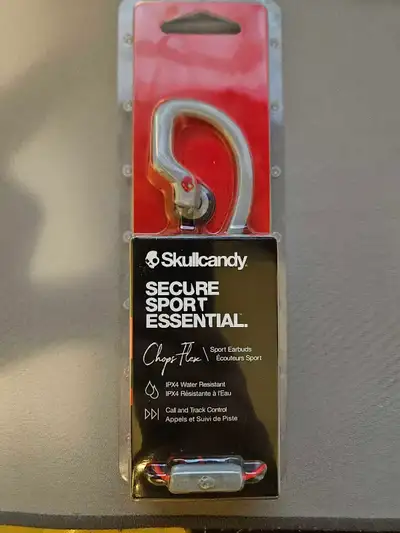 Secure your workout with these brand-new Skullcandy Sport Essential earbuds, designed to stay in pla...