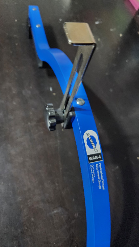PARK TOOL MAG-4 PROFESSIONAL WHEEL ALIGNMENT / DISHING GAUGE $60 in Other in City of Toronto