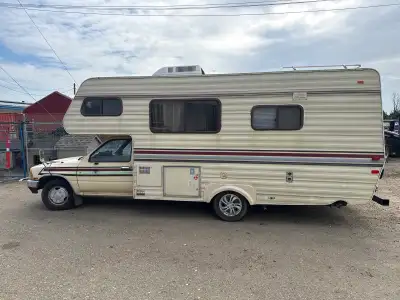 1989 Toyota cab/chassis compact motorhome with bathroom Sleeping four people