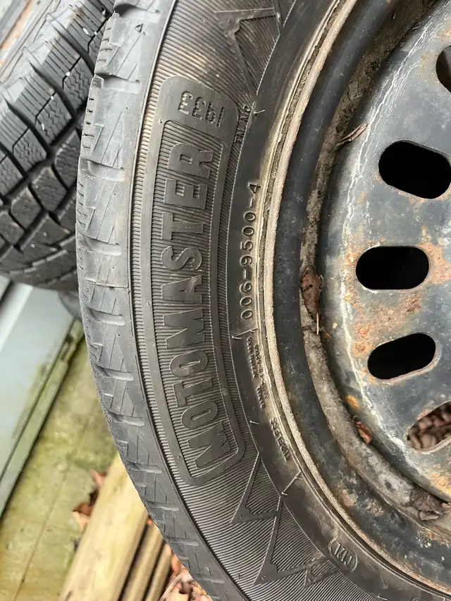 MotoMaster WinterEdge Snow Tires 205/55R15 in Tires & Rims in City of Halifax - Image 5