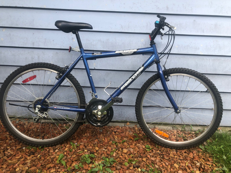 Supercycle 1800 Bicycle 18 speed with 26 inch wheels Road City of