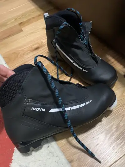 Cross-country ski boots NNN - Size 36 (Youth Size 4), View more