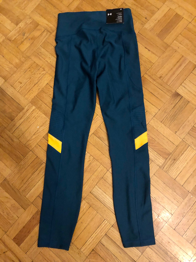 BNWT Women’s Under Armour Compression Leggings  in Women's - Bottoms in City of Toronto - Image 2