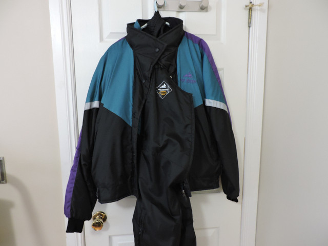 Skidoo floater suit- Womens size 16 in Women's - Other in Sudbury - Image 2