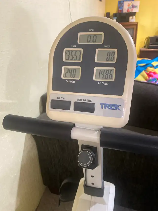 exercise equipment in Exercise Equipment in Winnipeg - Image 3