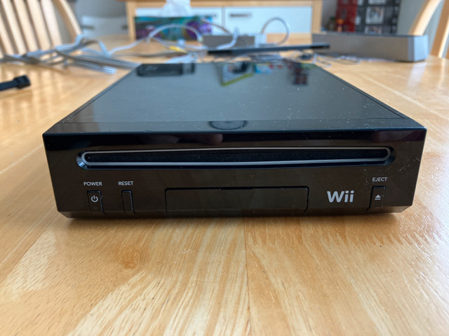 Nintendo Wii Family Edition Black (No GameCube Compatibility) | Nintendo Wii  | Ottawa | Kijiji