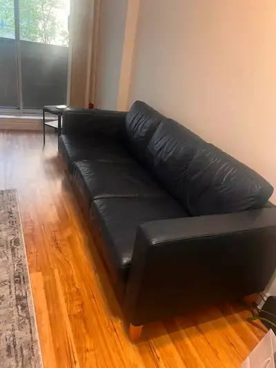 Couch (leather), View more