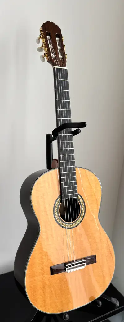 Takamine H8SS Concert Guitar, View more