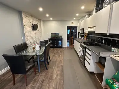 room on st clair and caledonia
