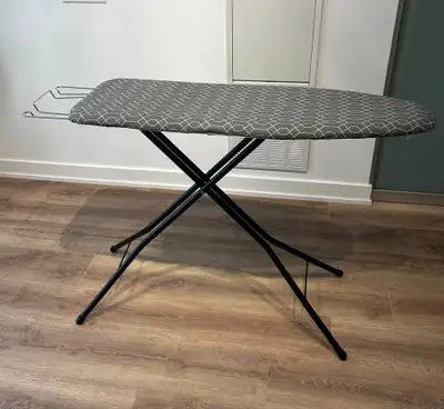 Condition: Gently used, excellent condition ⸻ Details: • Full-size ironing board with strong black m...