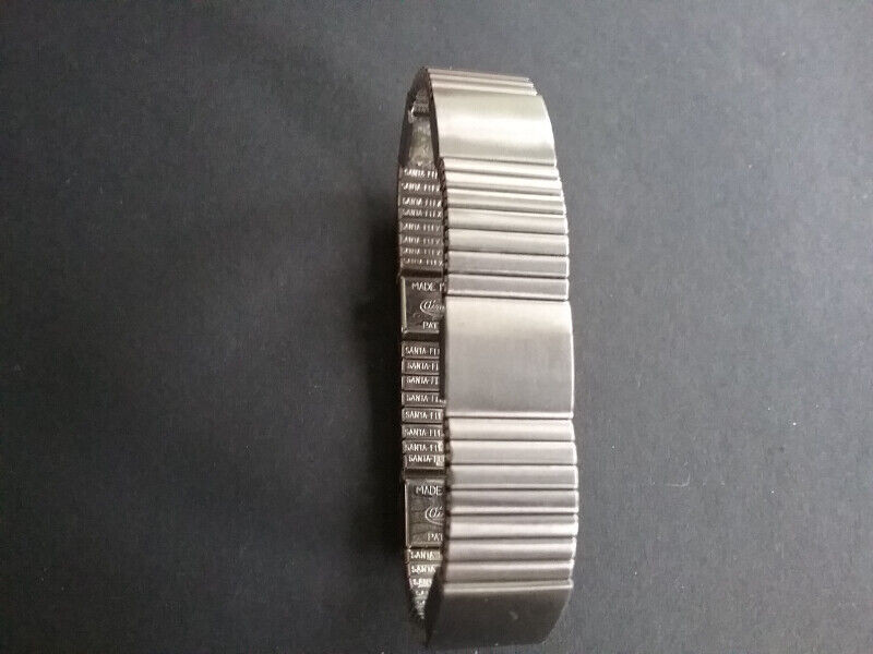 Bracelet - Magnetic Therapy Stretch Aimante Vintage | Jewellery & Watches |  Oshawa / Durham Region | Kijiji