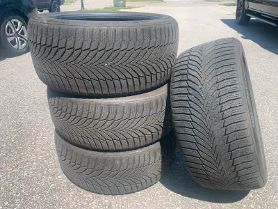 Nexen Winter Tires 275 40 R19