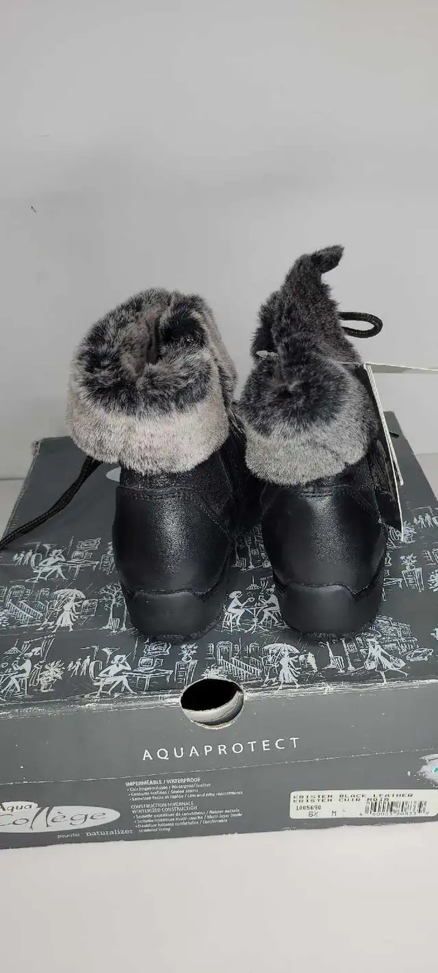Aqua college black leather women's winter boots  in Women's - Shoes in Oakville / Halton Region - Image 9