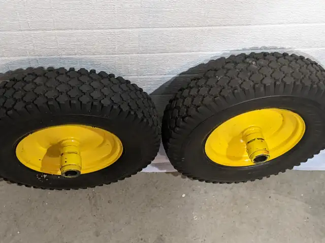 4 "NEW" SMALL EQUIPMENT DRIVE WHEELS 1 in KEYWAY HUB in Lawnmowers & Leaf Blowers in Annapolis Valley - Image 3