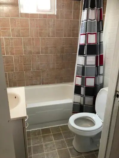 Very bright Few rooms to sublet by Indian students 4months/8months/12 months or month to month(add $...