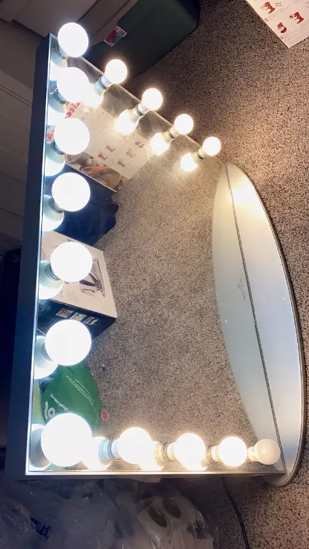 Vanity mirror 43.25”x32.5” in Home Décor & Accents in Calgary - Image 5