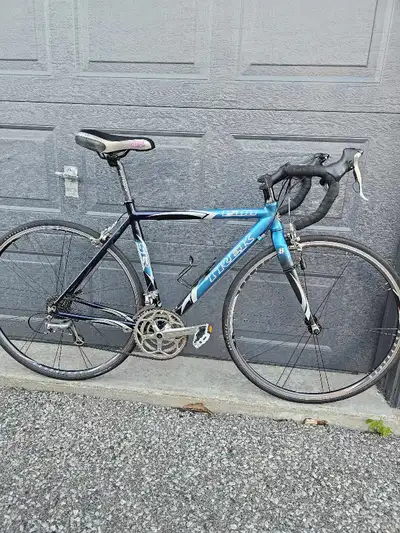Trek 1500 SLR road bike , View more